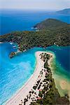 Luftbild von Blue Lagoon und Strand Belcekiz, Ölüdeniz nahe Fethiye, Mittelmeer-Küste (Türkis-Küste), Anatolien, Türkei, Kleinasien, Eurasien