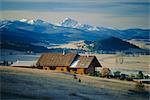 Cabane en rondins, Philipsburg, comté de Granite, montagnes Rocheuses, Montana, États-Unis d'Amérique