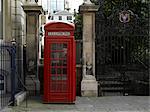 Phone box, City of London, Londres. Architecte : Sir Giles Gilbert Scott.