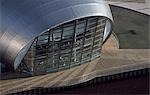 Scotland, Glasgow Science Centre. Vue de détail de cinéma IMAX. Architecte : Building Design Partnership