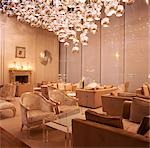 G Hotel, Galway, Irlande - réception. Concepteur, Philip Treacy. Douglas Wallace architectes. Intérieurs : Stephen Treacy.