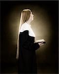 Profil von Nonne beten