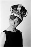 1970s PORTRAIT WOMAN WEARING QUEEN'S CROWN