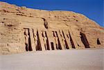 Temple d'Hathor en l'honneur de Nefretare, a été déplacée lorsque le barrage d'Assouan fut construit, Abou Simbel, en Égypte, en Afrique du Nord