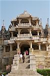 Le temple Jain de Chaumukha, construit dans le XIVe siècle, Ranakpur, Rajasthan État, Inde, Asie