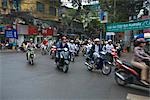 Scène de rue, le trafic, Hanoi, Vietnam