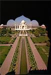 Le Taj Mahal, construit par Shah Jahan pour son épouse, patrimoine mondial de l'UNESCO, Agra, Uttar Pradesh, l'état en Inde, Asie