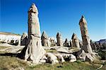 Piliers phalliques ou cheminées de fées, près de Göreme, Cappadoce, Anatolie, Turquie, Asie mineure, Eurasie