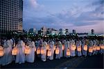 Défilé de la lanterne au début du Bouddha anniversaire soirée, île de Yoido, Séoul, Corée, Asie