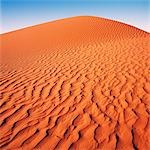 Désert, dunes de sable rouge