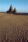 Shore Temple, Mahabalipuram, UNESCO World Heritage Site, Tamil Nadu state, India, Asia