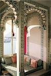 The Shiv Niwas Palace Hotel, overlooking the lake, Udaipur, Rajasthan, India, Asia