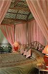Chambre à coucher, l'hôtel de Shiv Niwas Palace, Udaipur, état du Rajasthan, Inde, Asie
