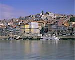 Fleuve Douro et ville, Porto (Porto), Portugal, Europe