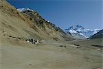 Mt. Everest 8848m und Rongpu-Kloster, Himalaya, Tibet, China