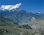 Le village de Jharkot dans le district de Mustang dans les montagnes de l'Himalaya, au Népal, Asie