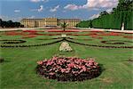 Schloss Schönbrunn und Gärten, UNESCO-Weltkulturerbe, Wien, Österreich