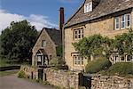 Stone cottages, Lower Slaughter, The Cotswolds, Gloucestershire, England, United Kingdom, Europe