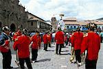 Procession religieuse sur le jour de Noël, Cuzco, au Pérou, en Amérique du Sud