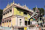 Thanboddhay Paya erbaut im 20. Jahrhundert von Moehnyin Sayadaw, sagte enthalten mehr als 500000 Buddha-Statuen, Monywa, Sagaing-Division, Myanmar (Birma), Asien