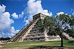 Pyramide El Castillo à Chichen Itza, patrimoine mondial de l'UNESCO, du Yucatan, au Mexique, en Amérique du Nord