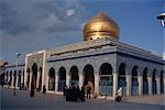 Le dôme or et bleu carrelage du Moyen-Orient Zanab mosquée, Damas, Syrie,