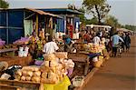 Market in Tamale, capital of the northern region, Ghana, West Africa, Africa
