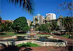 Fontaine dans le petit parc près de l'hôtel de ville, Durban, Natal, Afrique du Sud, Afrique