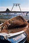 Heilige Insel Lindisfarne Castle in der Ferne, Northumbria, England, Vereinigtes Königreich, Europa