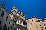 La Clerecia and Casa de las Conchas (House of Shells), Old City area, UNESCO World Heritage Site, Salamanca, Castilla y Leon, Spain, Europe