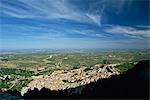 Dorf La Iruela mit Olivenhainen, jenseits Cazorla, Jaen, Andalusien (Andalusien), Spanien, Europa