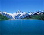 Lac de Bachalp Schreckhorn et Finsterarhorn, Oberland bernois, les Alpes suisses, Suisse, Europe