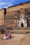 Pagode gigantesque et inachevée, Mingun, Myanmar (Birmanie), Asie