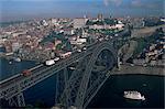 Ponte Dom Luís I à travers le fleuve Douro, Porto (Porto), Portugal Europe