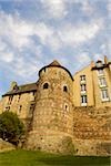 Vue faible angle d'un bâtiment, La Tour du Vivier, Le Mans, France