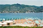 Vue grand angle sur une station balnéaire, Riviera italienne, Mar Ligure, Santa Margherita Ligure, Gênes, Ligurie, Italie