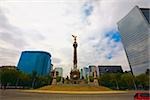 Vue angle faible sur un monument, Monument de l'indépendance, Mexico City, Mexique