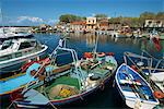 Skala Polichnitos, le port et les bateaux, l'île de Lesbos, îles de la mer Egée du Nord, îles grecques, Grèce, Europe