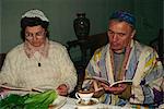 Pessach-Feier in Bucharische jüdischen Familie, Bukhara, Uzbekistan, Zentral-Asien, Asien