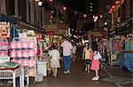 Pagode-Straße Ladenhäuser Ständen verkaufende chinesische waren bei Nacht, eine beliebte Einkaufsmeile für einheimische und Touristen, Chinatown, Outram, Singapur, Südostasien, Asien