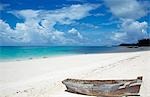 Bateau sur la plage, Vamizi, Quirimbas, Mozambique