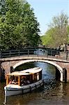 Kanal in Grachtengordel, Amsterdam, Niederlande, Europa