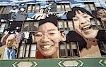 Murale sur bloc d'appartements / appartements, Chinatown, San Francisco, Californie, USA