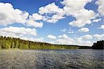 Lac et nuages sur Tiveden, Vattern du Nord, Suède