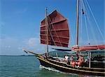 Chinesisch Junk-Kreuzfahrt an der Bucht von Phang Nga, Thailand