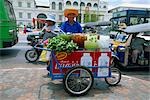 Fresh juie seller, Bangkok