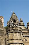 Temple hindou Shiva et Ahilya Fort complexe sur les rives de la rivière Narmada, Mansour, Madhya Pradesh État, Inde, Asie