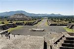 View from Pyramid of the Moon of the Avenue of the Dead and the Pyramid of the Sun in background, Teotihuacan, 150AD to 600AD and later used by the Aztecs, UNESCO World Heritage Site, north of Mexico City, Mexico, North America