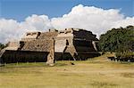 Bâtiment 5, la ville antique de zapotèque de Monte Alban, patrimoine mondial UNESCO, près de la ville de Oaxaca, Oaxaca, au Mexique, en Amérique du Nord