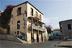 Sobrados oder Haus im Kolonialstil mit Veranda, Afrika, Kapverden, Sao Filipe, Fogo (Feuer)